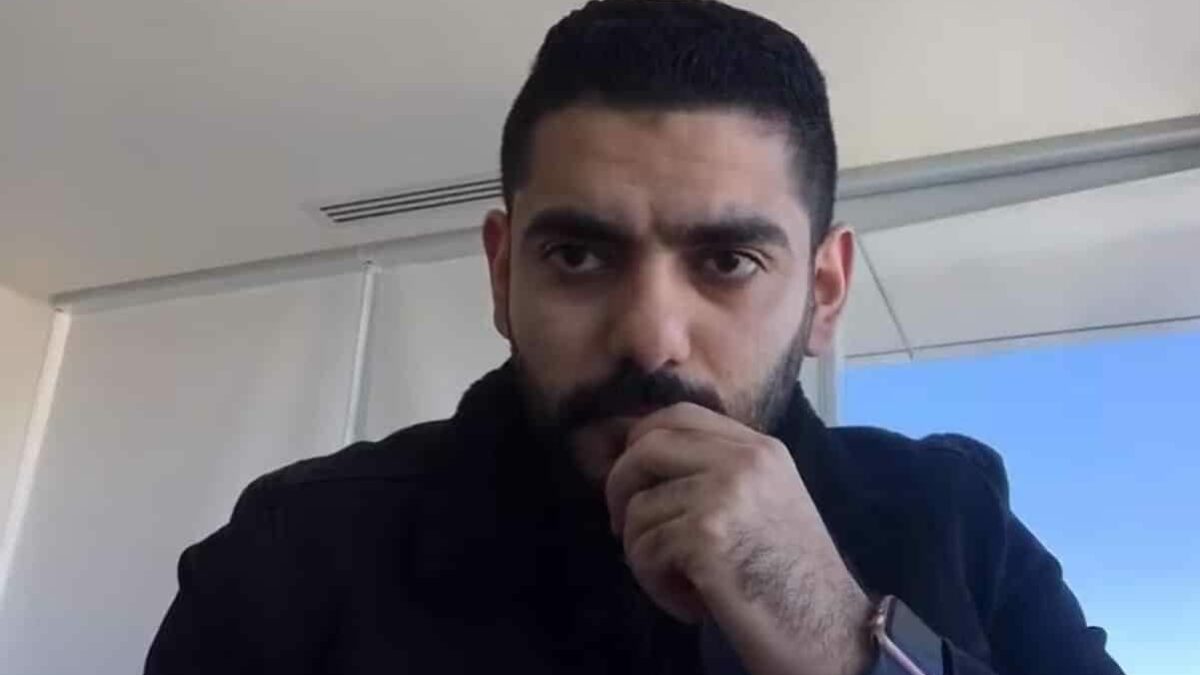 المعارض السعودي عمر بن عبد العزيز